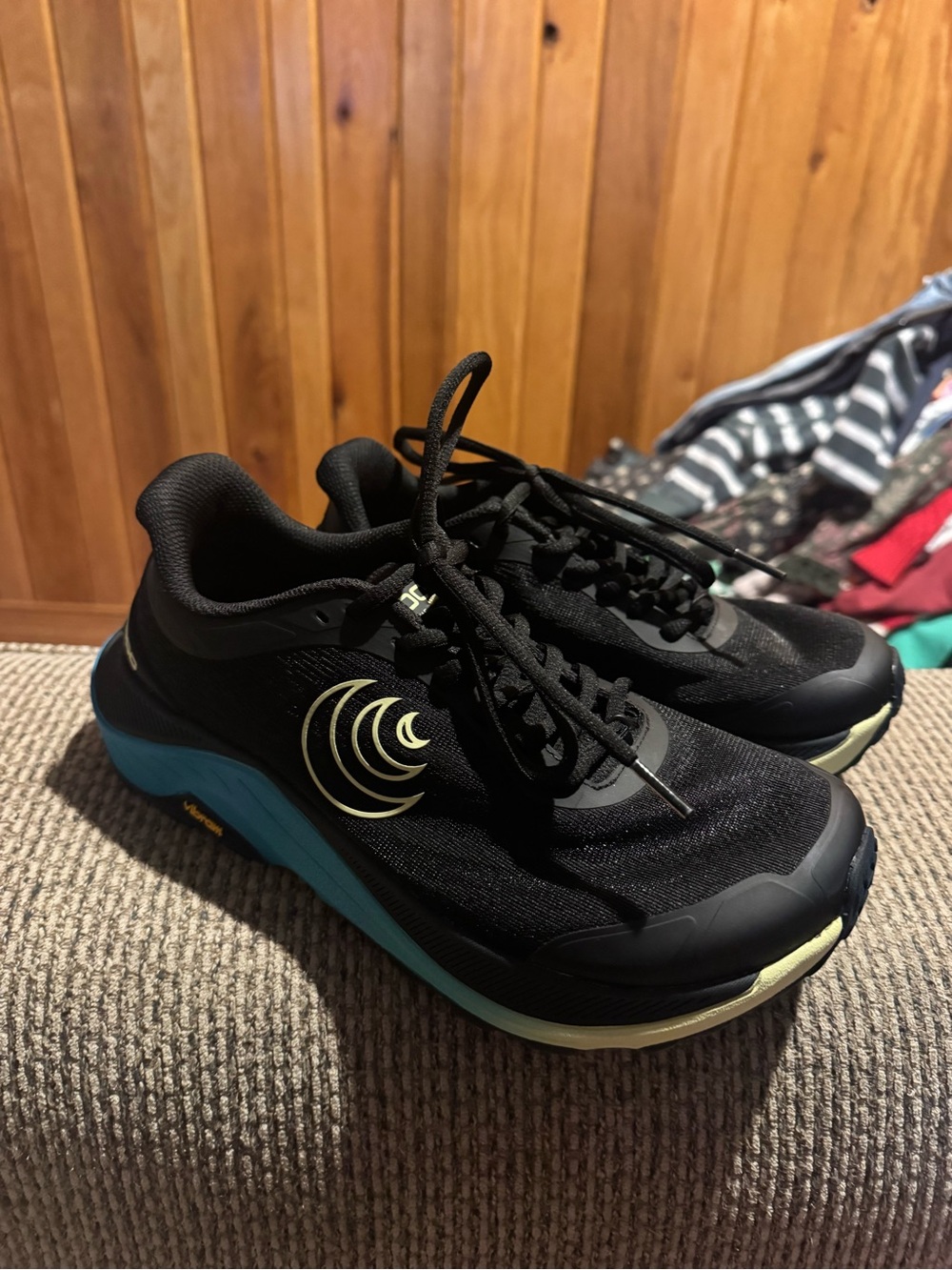 Ultraventure 4 Topo Athletic shoes (New without tags!!!)